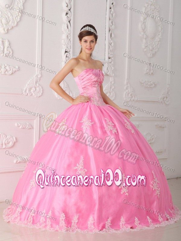 Cute Pink Strapless Appliqued Ball Gown Lace Hem Quince Dresses