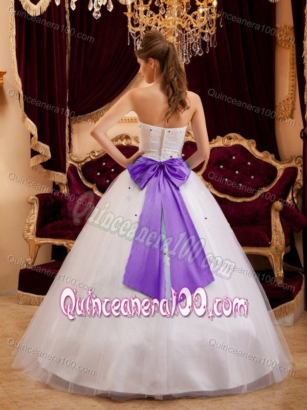 White Tulle Quinceanera Gown Dresses with Sash and Appliques