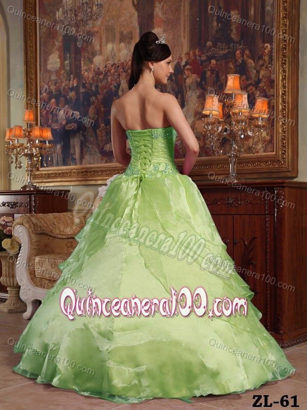 Green Floor-length Quinceanera Dresses with Ruches and Flower