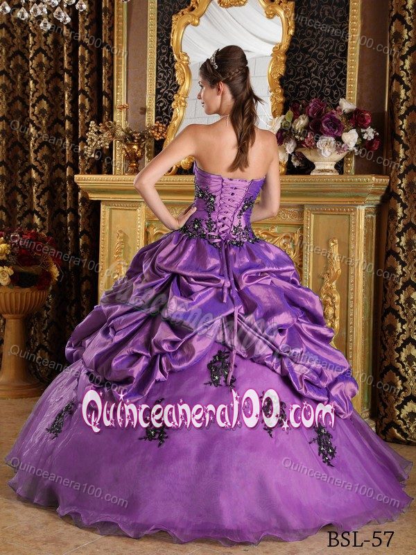 Princess Organza Pick-ups Quinceanera Dresses with Appliques