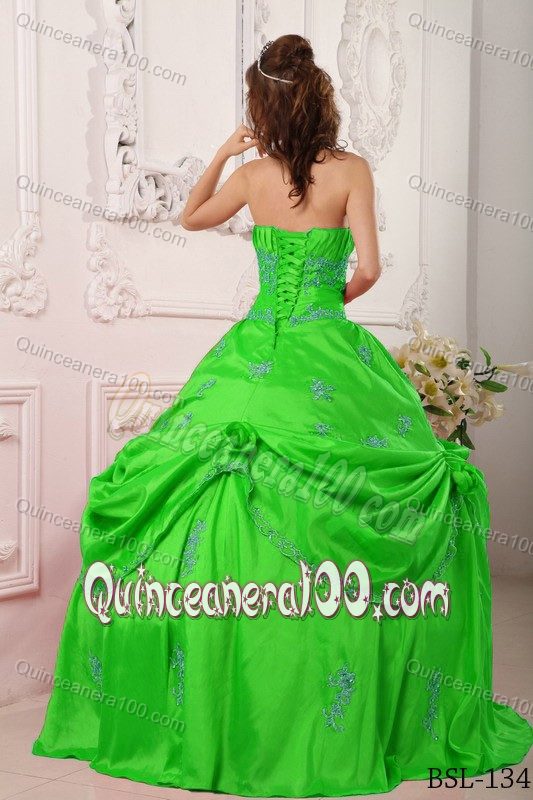 Spring Green A-line Quince Dress by Taffeta with Beading and Appliques