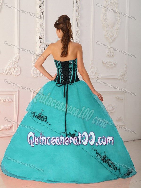 Ball Gown Appliqued Quinceanera Dress in Turquoise and Black