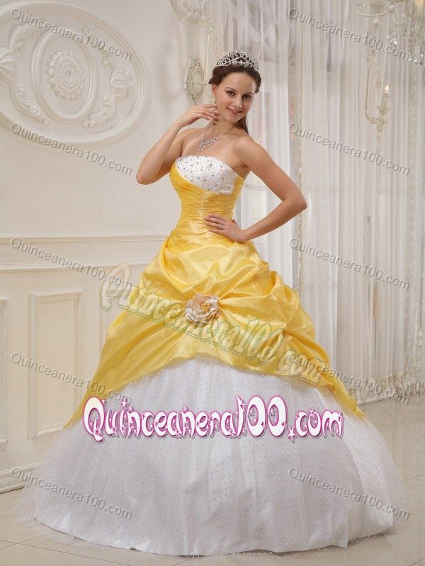 Yellow and White Sweet Sixteen Quinceanera Dress with Flower