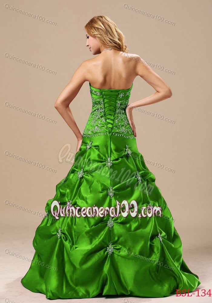 Spring Green Princess Embroidery Accent Strapless Dresses of 15