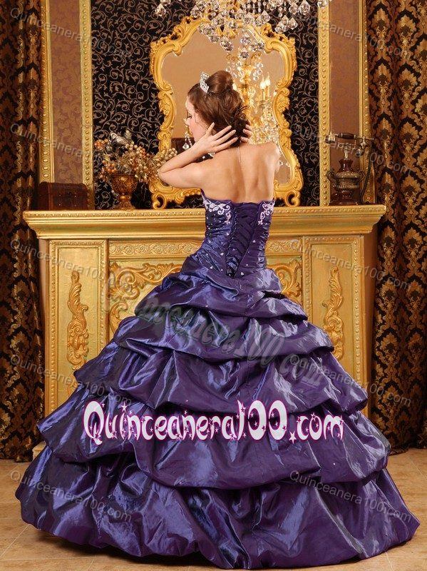 Fashionable Ruched Bodice Pick-ups Strapless Sweet 16 Dresses