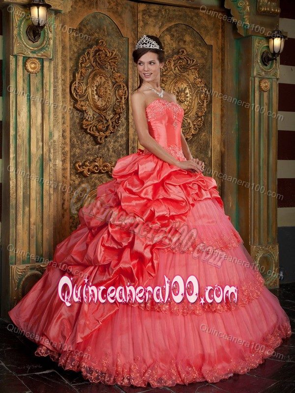 Lace Hem Watermelon Multi-tiered Pick-ups Sweet 16 Dresses