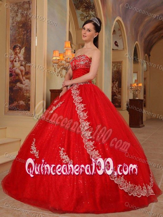 Embroidery Red Organza Dresses for a Quince with Appliques