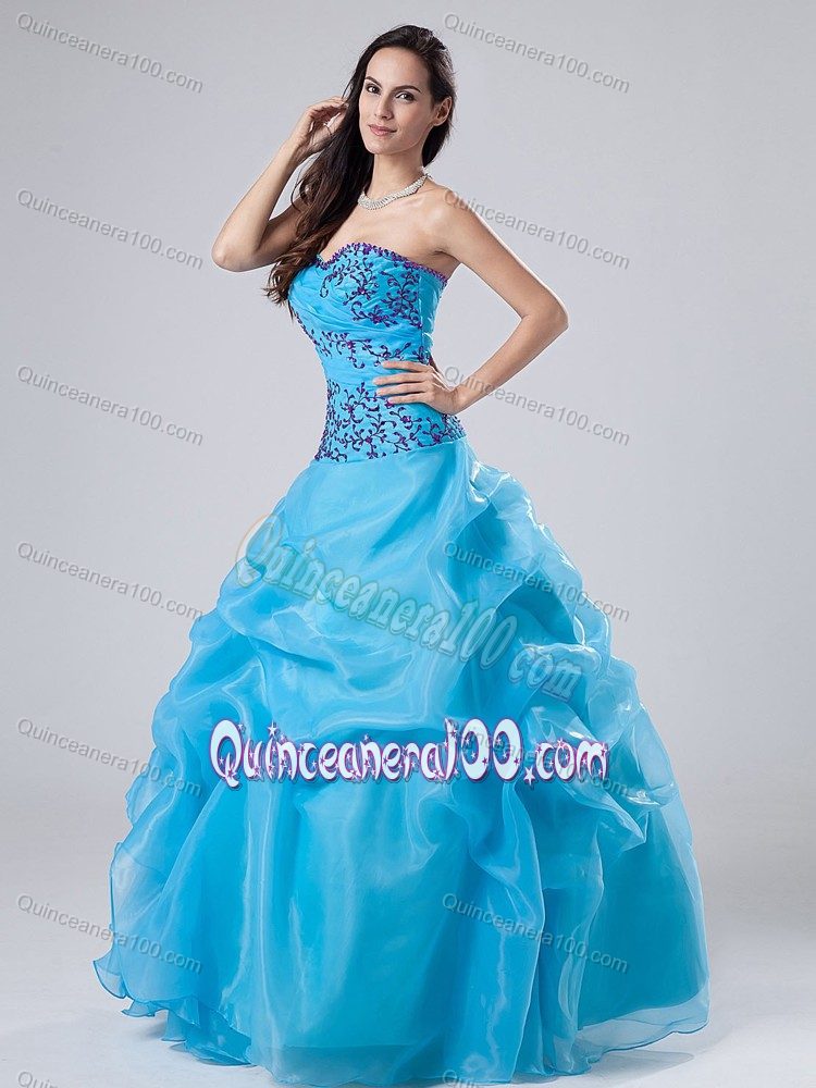 Sweetheart Fitted Blue Quinceanera Gowns Dress with Embroidery