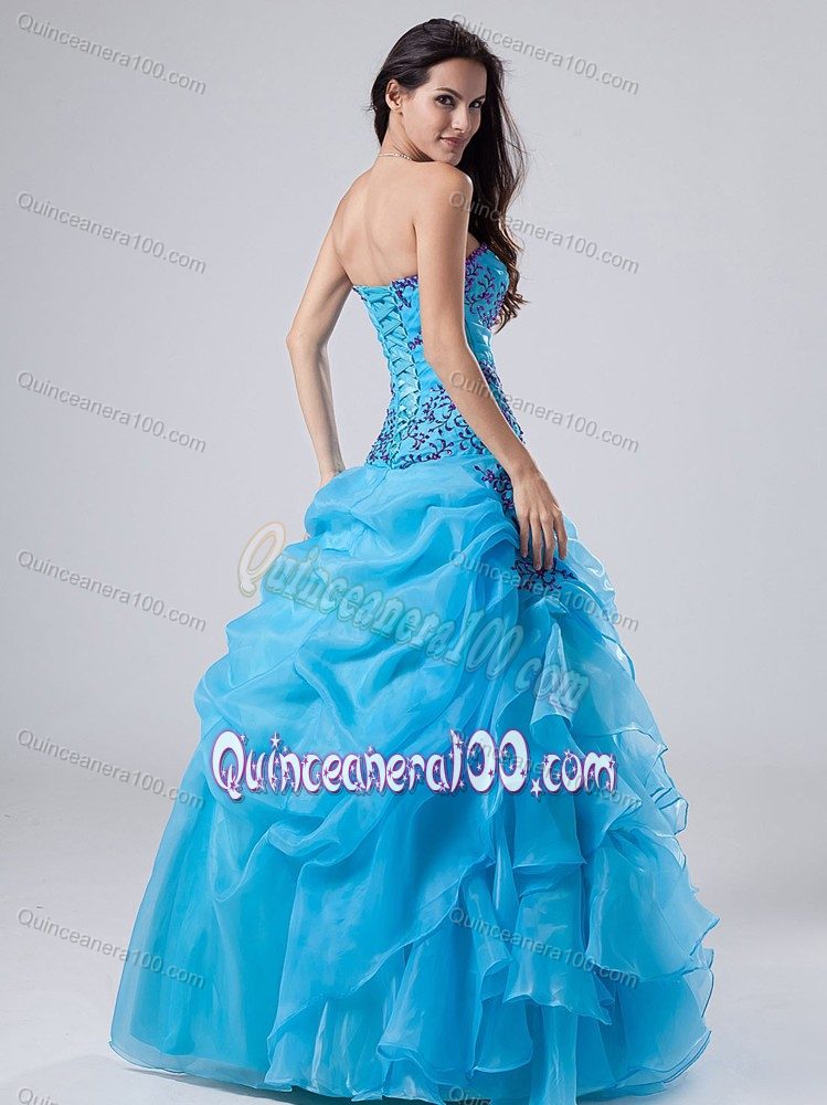 Sweetheart Fitted Blue Quinceanera Gowns Dress with Embroidery