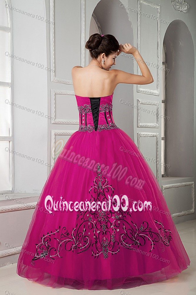 Fashionable Tulle Sweetheart Quinceanera Dresses with Embroidery