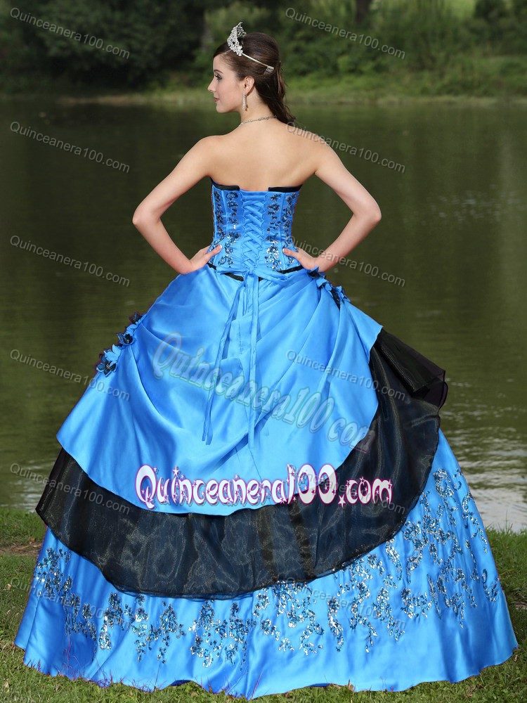 Embroidery Deep Sky Blue Quince Dresses with Hand Made Flowers