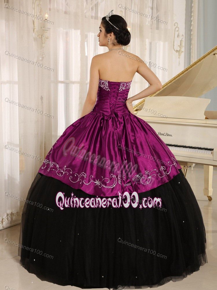 Beading Ruffled Fuchsia and Black Quince Dresses with Pick-ups