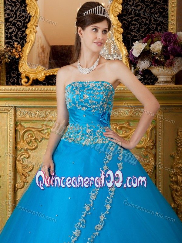 A-line Strapless Quinceanera Gowns Dresses with Appliques