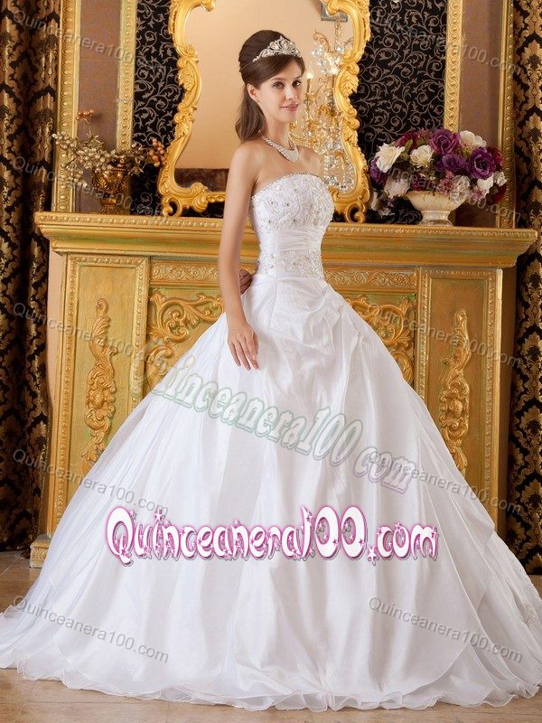 Appliqued White Strapless Organza Dresses of 15 of Floor Length