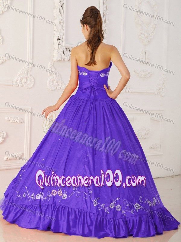 Purple A-line Taffeta Dress for 15 with Embroidery and Flouncing