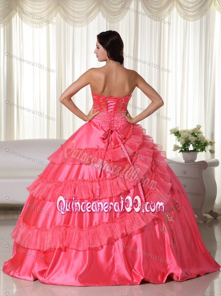 Coral Red Strapless Embroidery Dresses for a Quince with Pleats