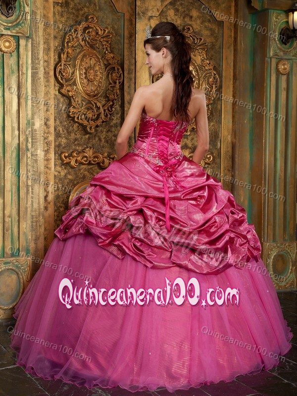 Fabulous Beading and Appliques Dresses for Sweet 16 in Hot Pink