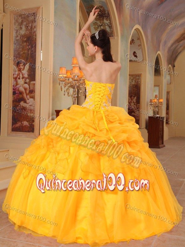 Gold Ruffles Beading Dresses Quinceanera with Hand Made Flowers