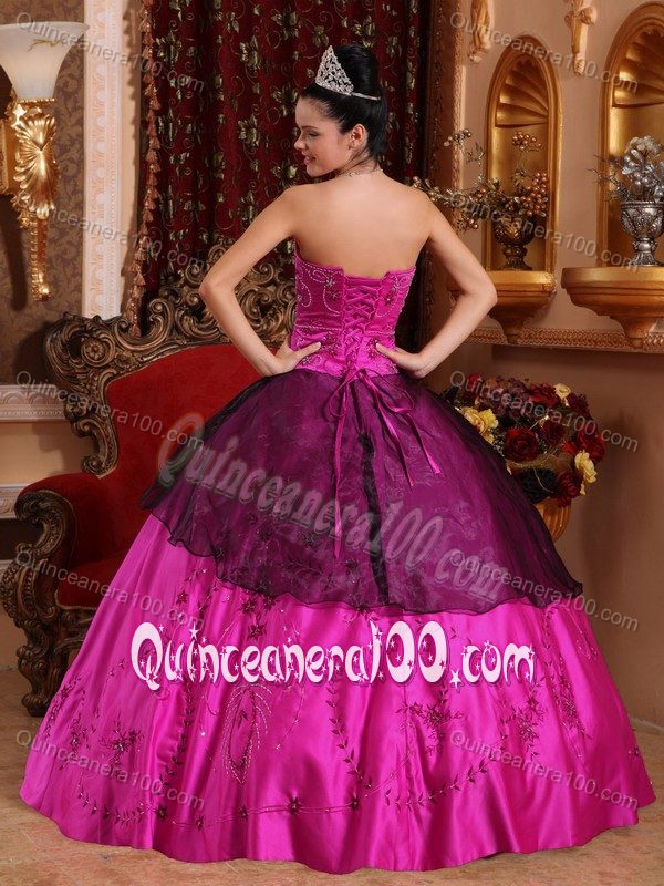 Fashionable Fuchsia Sweetheart Dress for Quince with Embroidery