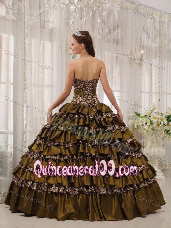 Leopard Printing Dresses Quinceanera with Ruffled Layers in Brown