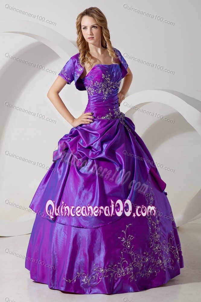 Ball Gown Strapless Embroidery Purple Dresses for a Quince