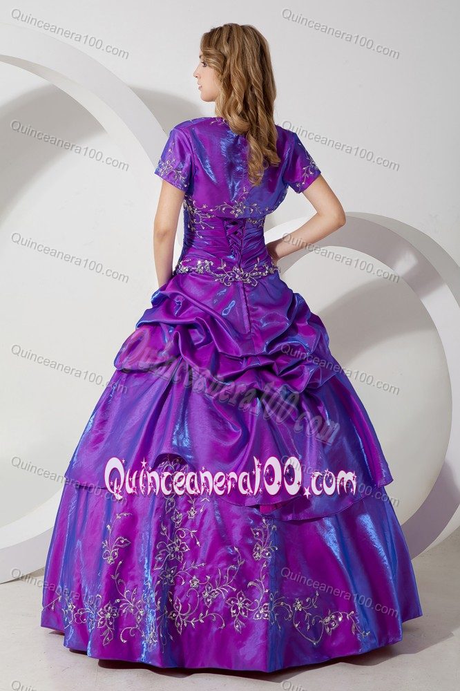 Ball Gown Strapless Embroidery Purple Dresses for a Quince