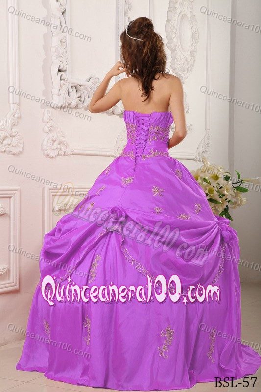 Flowery and Appliqued Lavender Sweet Sixteen Quinceanera Dresses