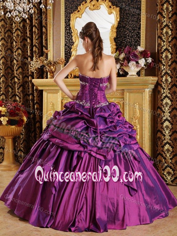 Appliqued Purple Strapless Sweet 16 Dresses with Pick ups 2013