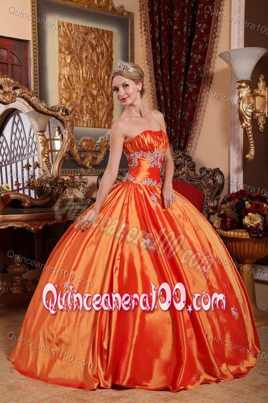 Cheap Orange Ruched Bust Quinceanera Dresses with Appliques