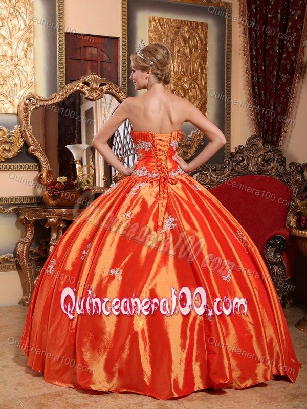 Cheap Orange Ruched Bust Quinceanera Dresses with Appliques