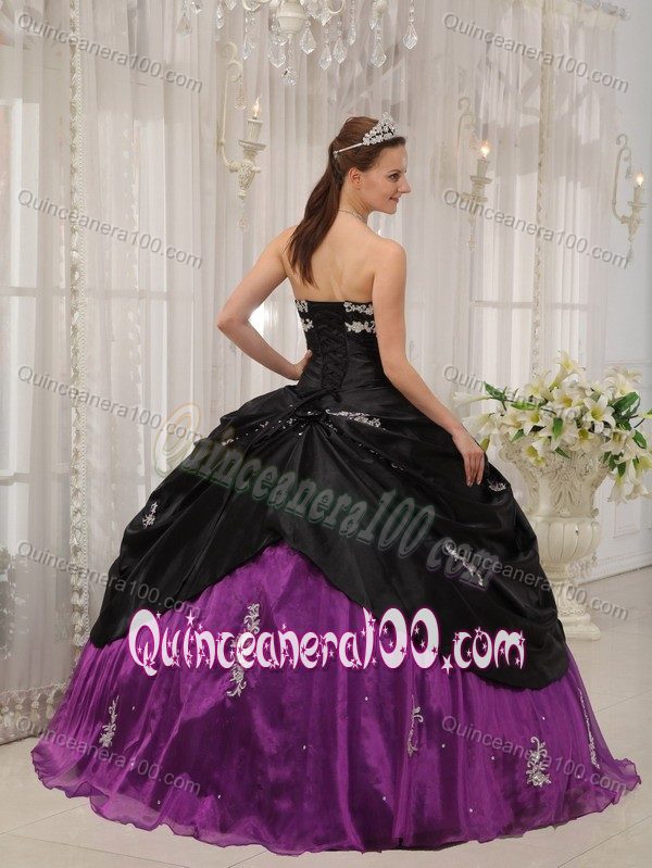 Appliqued Strapless Quinceanera Dresses Gowns in Black and Purple