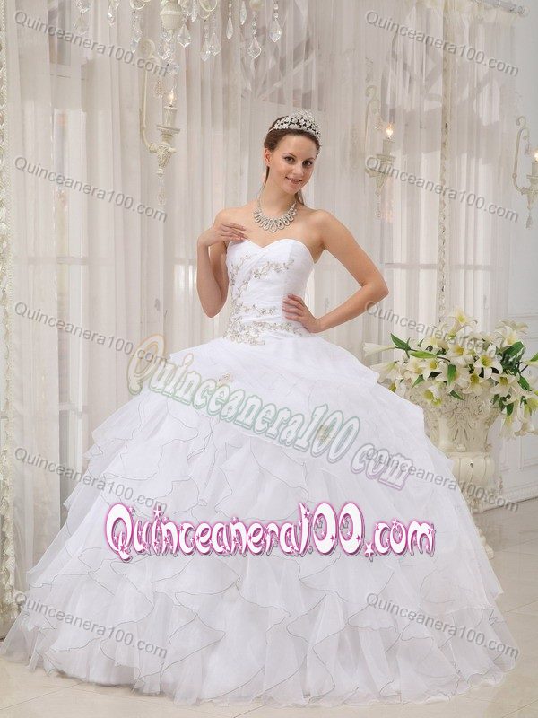 Ruffled White Sweet Sixteen Quinceanera Dresses with Appliques