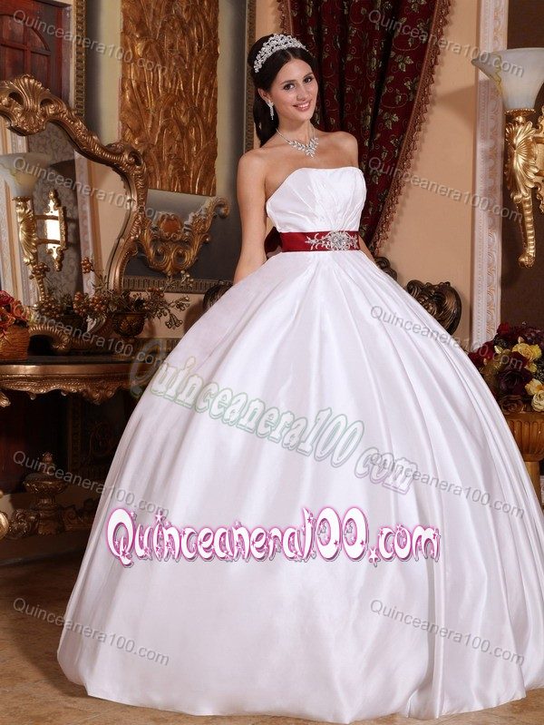 White Taffeta Strapless Sweet 15 Dresses with Beaded Red Belt