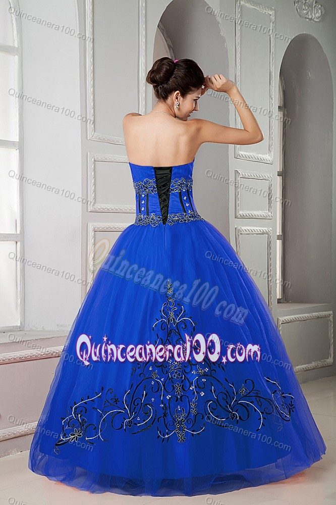 Sweetheart Floor-Length Blue Quinceanera Dress with Appliques