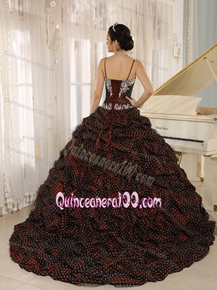 Special Fabric Appliqued Sweet 15 Dresses with Spaghetti Straps