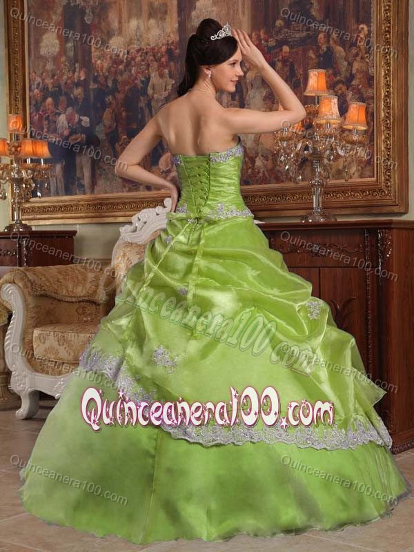 Yellow Green Sweetheart Quinceanera Gown Dress with White Appliques