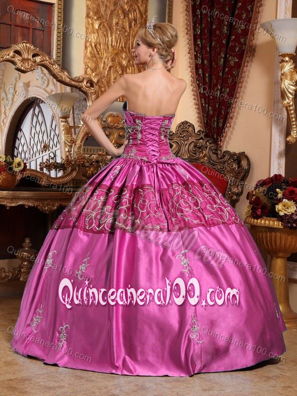 Fuchsia and Red Taffeta Quinceanera Gowns with Embroidery and Appliques