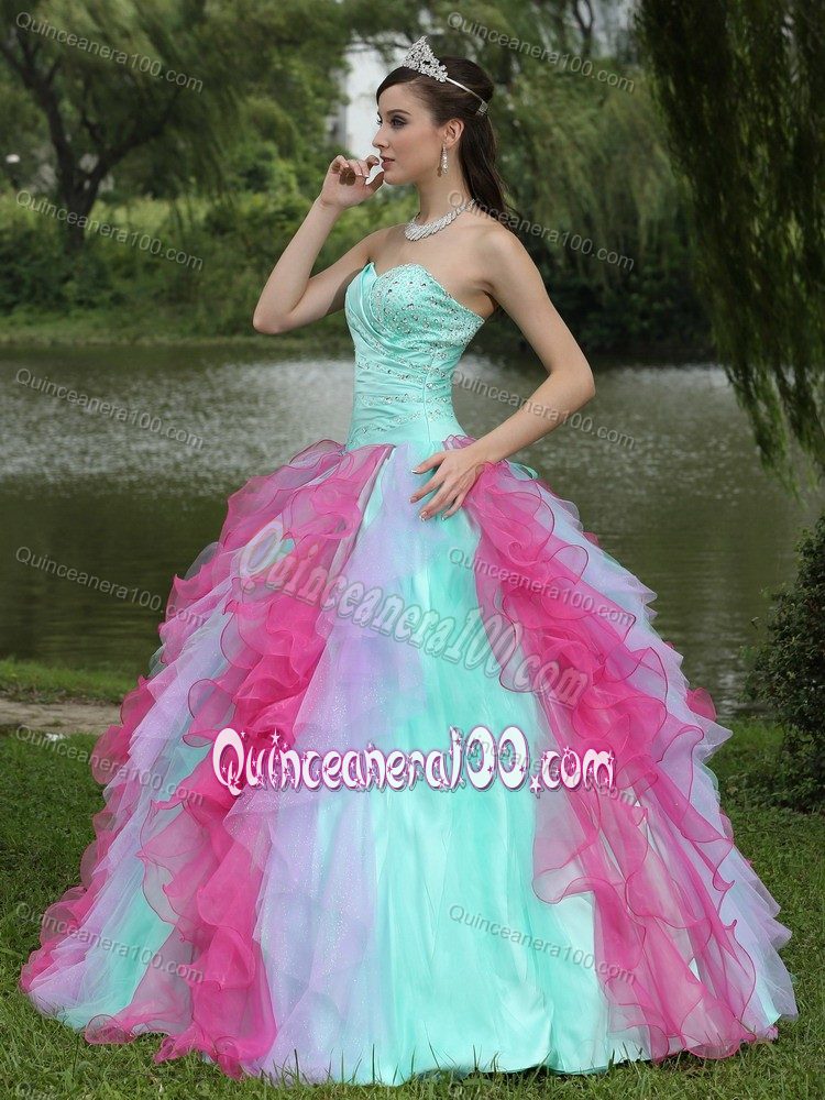 Snow White Multi-color Beaded Sweetheart Quinceneara Dresses with Ruffles