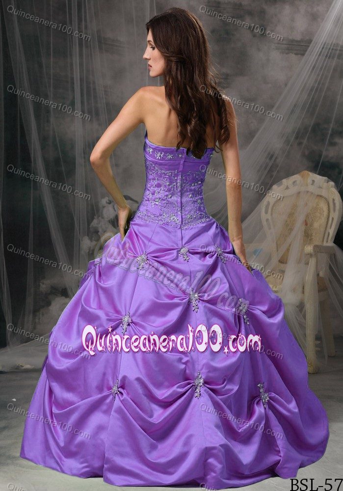 Lavender Strapless Appliqued Dresses for a Quince with Pick-ups