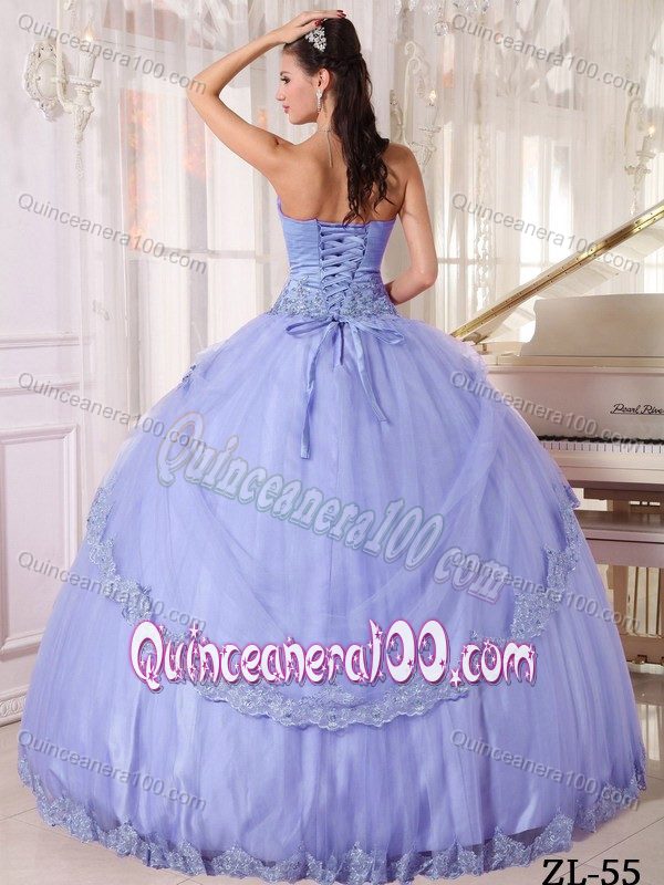 Lavender Ruched Sweetheart Tulle Dress for Quince with Appliques