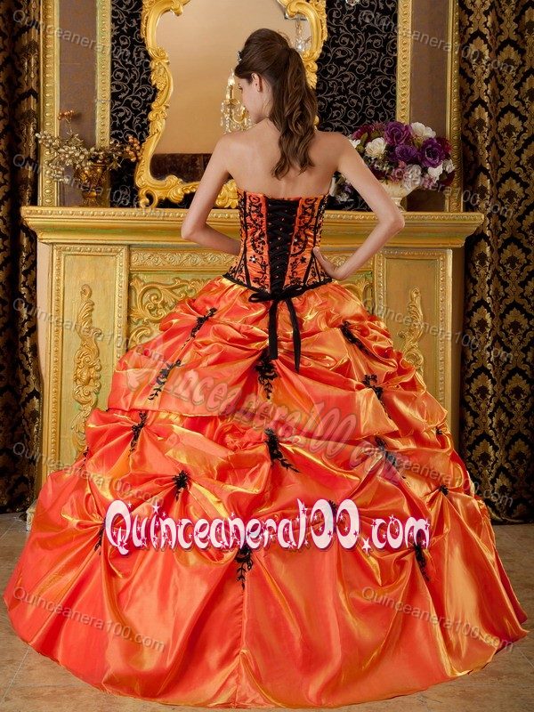 Orange Red Beading Appliqued Quinceanera Dresses with Pick-ups