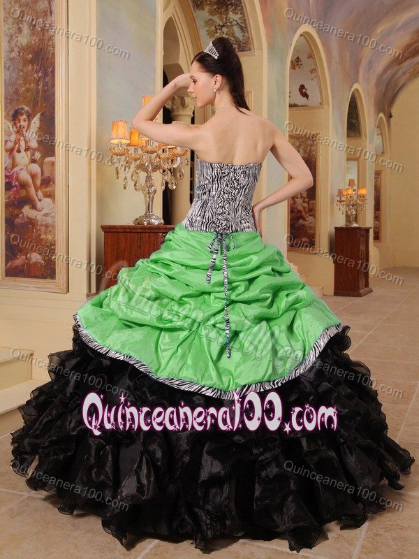 Green and Black Quinceanera Gowns Dresses in Taffeta and Organza