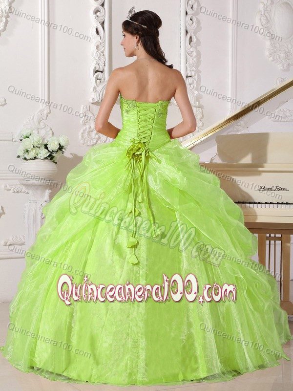 Beautiful Appliques Yellow Green Dress for Sweet 15 with Lace Hem