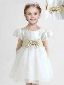 Fine Scoop White Short Sleeves Bowknot Knee Length Flower Girl Dress