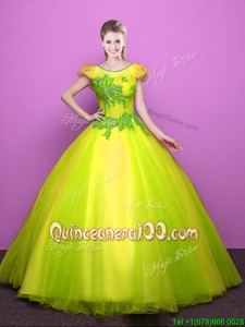 Scoop Yellow Green Short Sleeves Appliques Floor Length Sweet 16 Dresses