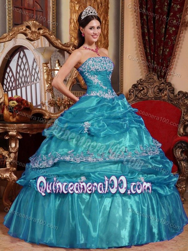 Desirable Teal Organza Dresses for a Quinceanera with Appliques ...