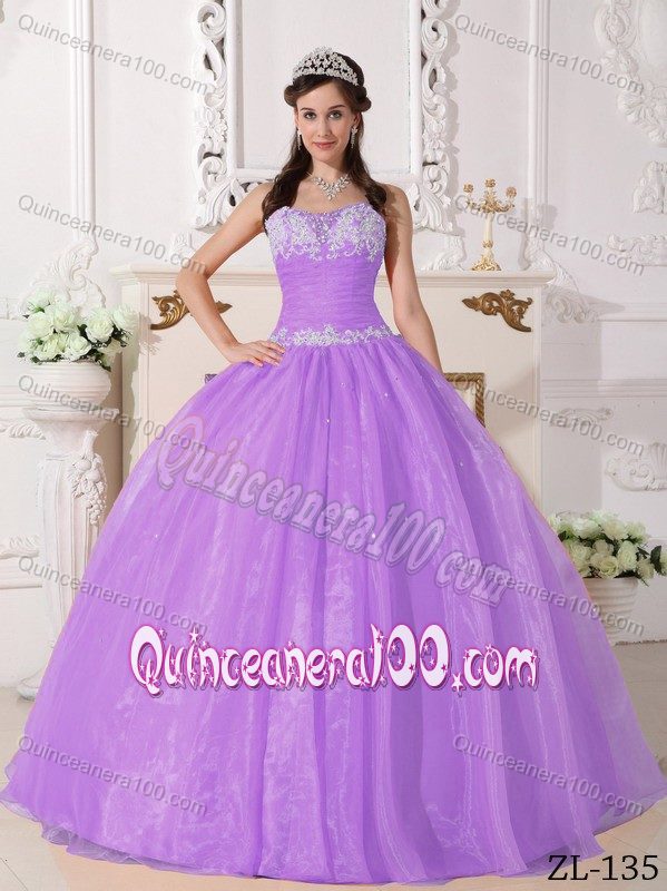 Taffeta and Organza Quinces Dress in Purple with Appliques ...